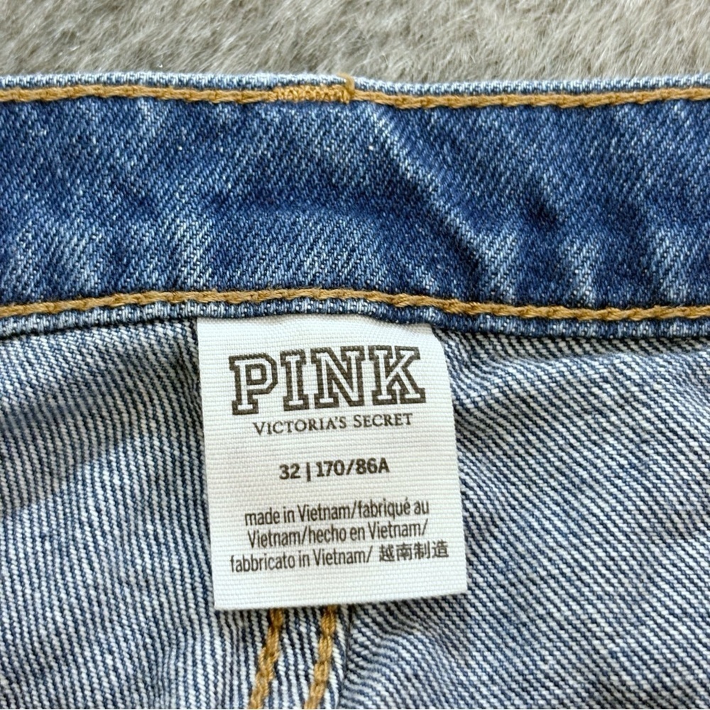 VS PINK Frayed Denim Shorts - Picture 4 of 12